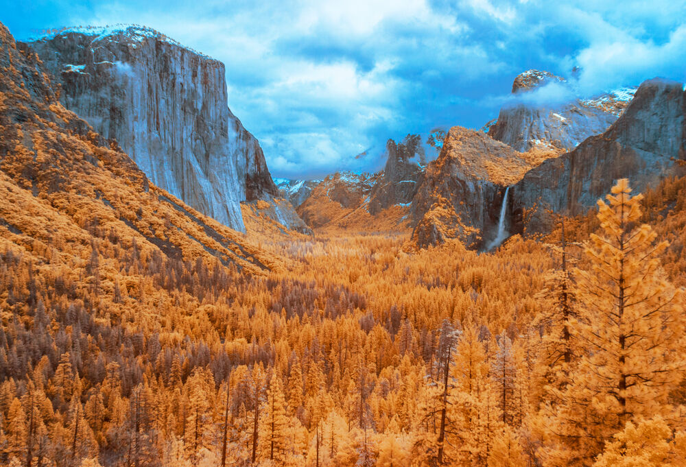 Tunnel View